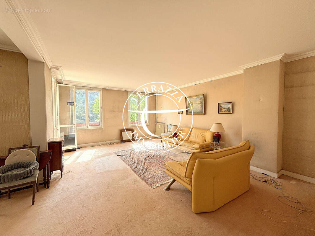 Appartement à LOUVECIENNES
