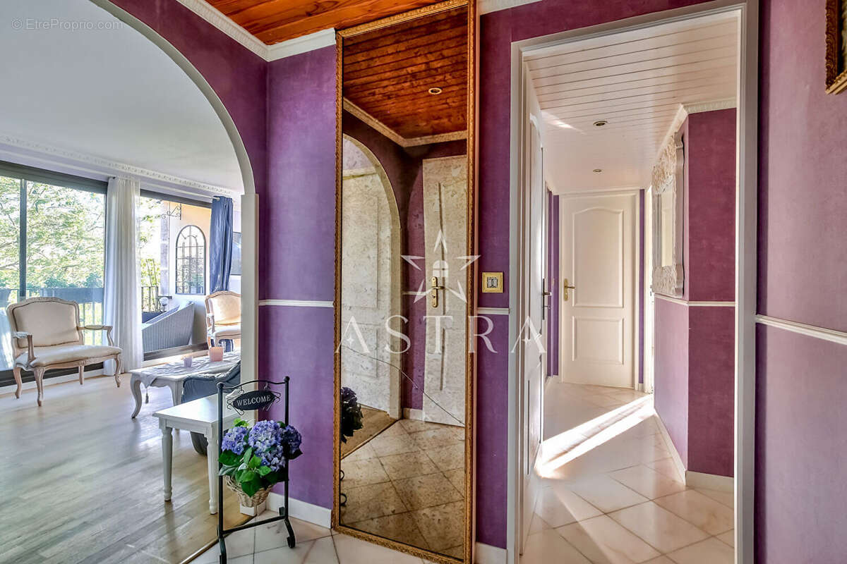 Appartement à FRESNES
