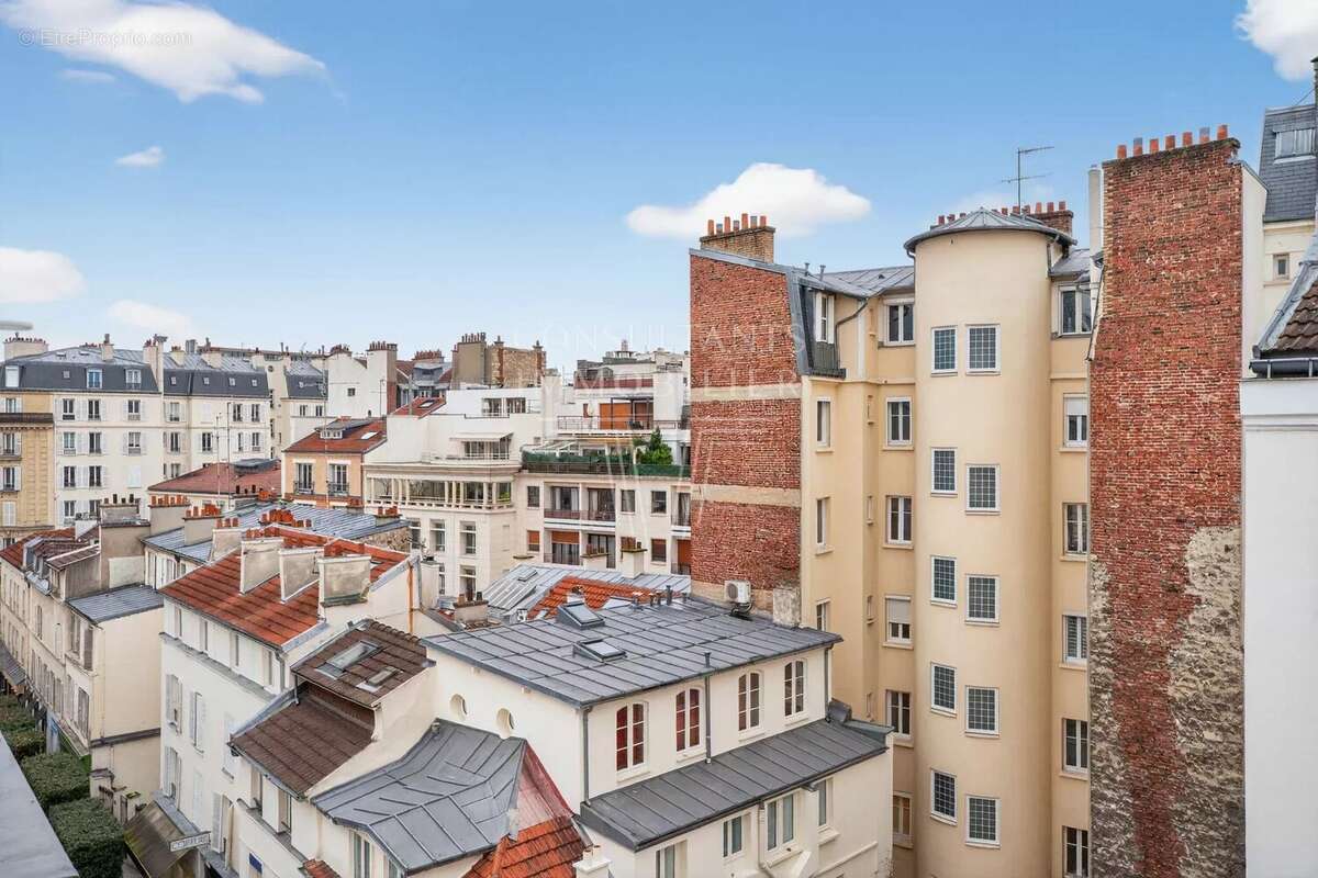 Appartement à NEUILLY-SUR-SEINE