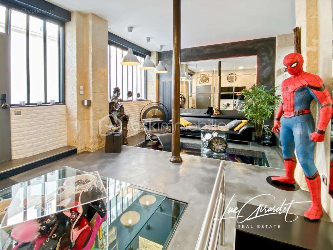 Appartement à PARIS-19E
