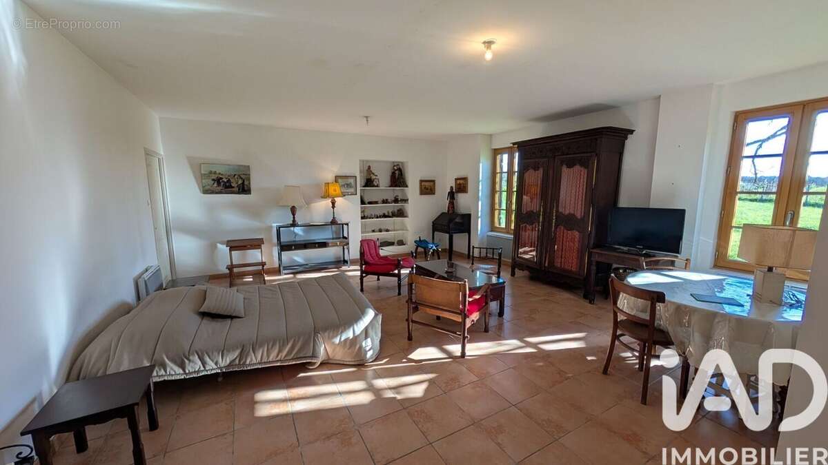 Photo 6 - Maison à REIGNAC