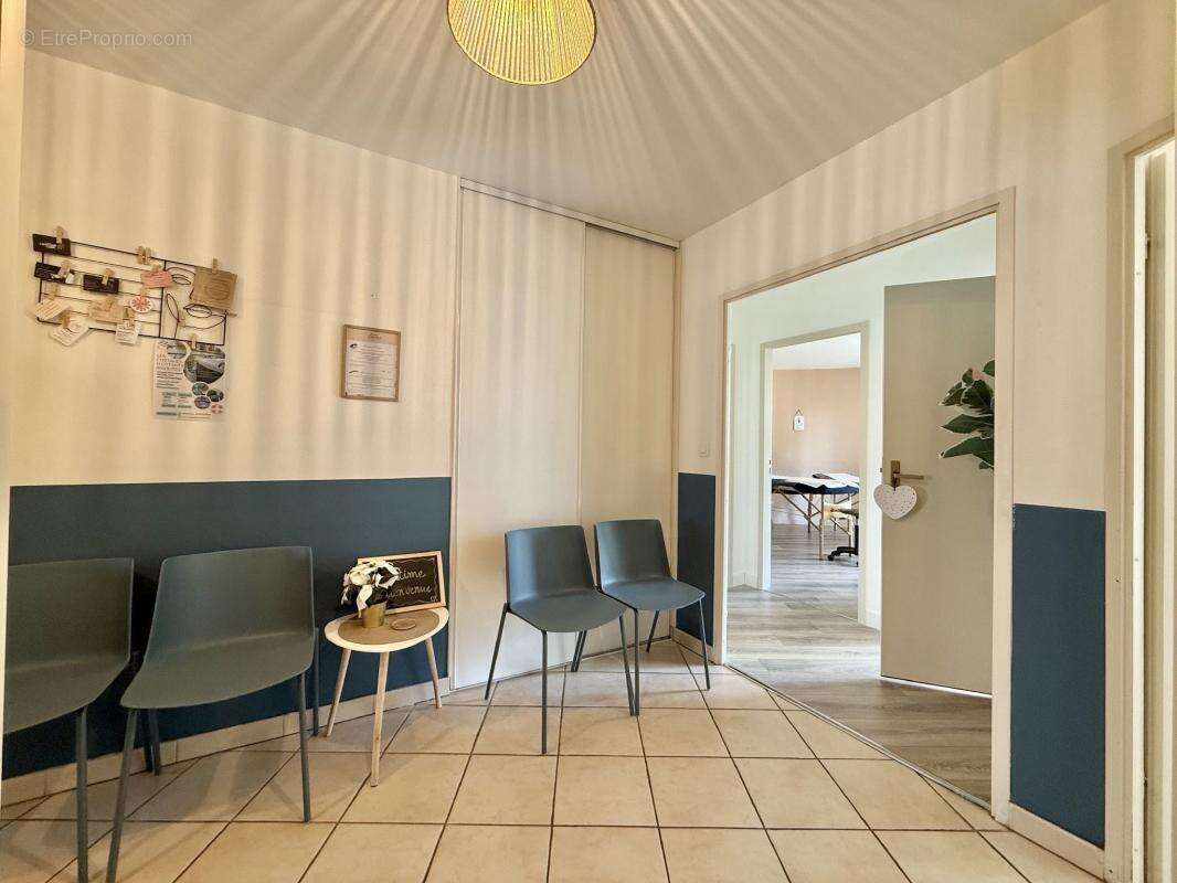 Dijon Bourroches – T4 en rez-de-jardin avec double potentiel : cabinet professionnel ou habitation - photo 19