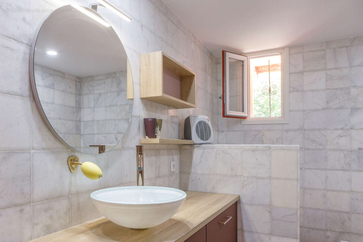 Maison à MONTMERLE-SUR-SAONE