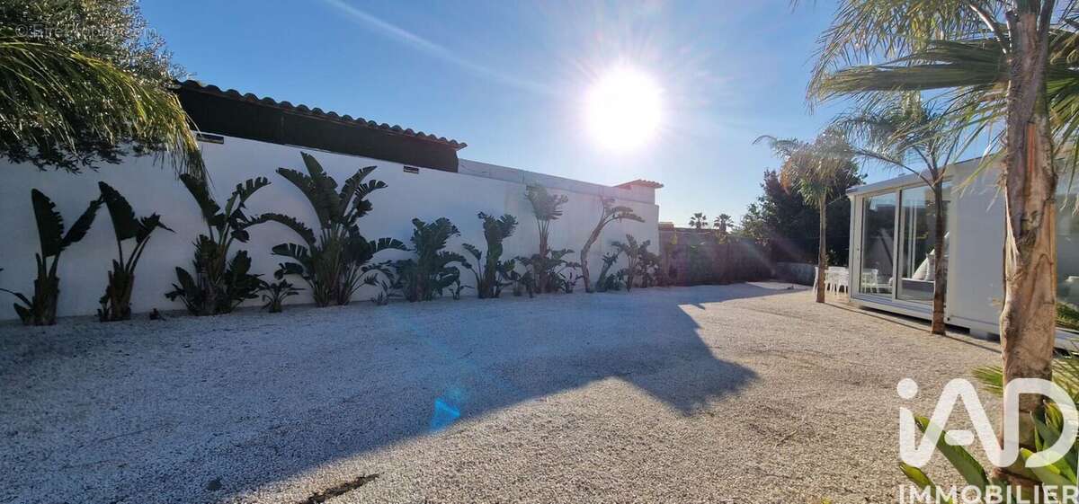 Photo 3 - Terrain à PERPIGNAN