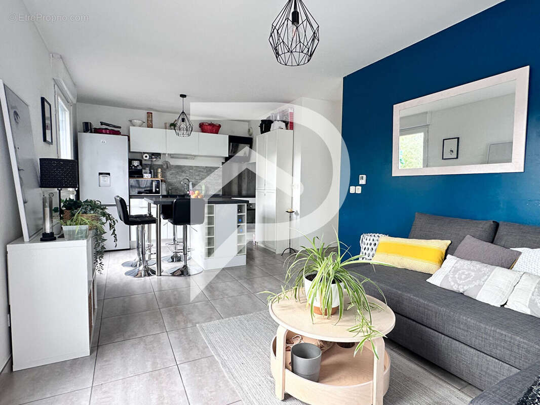 Appartement à MENNECY