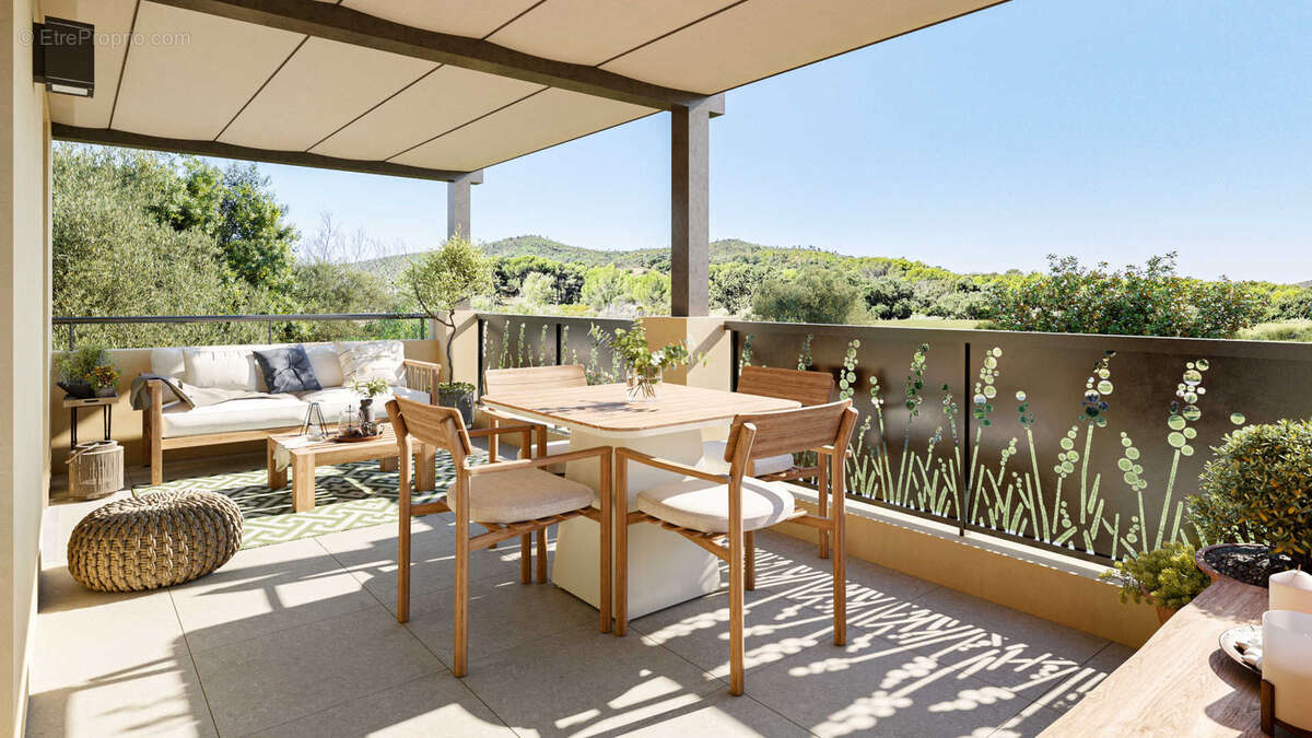 Appartement à BORMES-LES-MIMOSAS