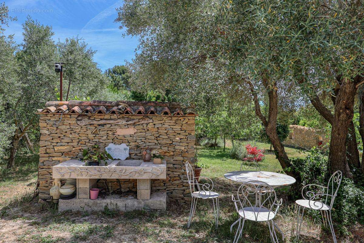Maison Le Castellet 7 pièce(s) 130 m2 - photo 5