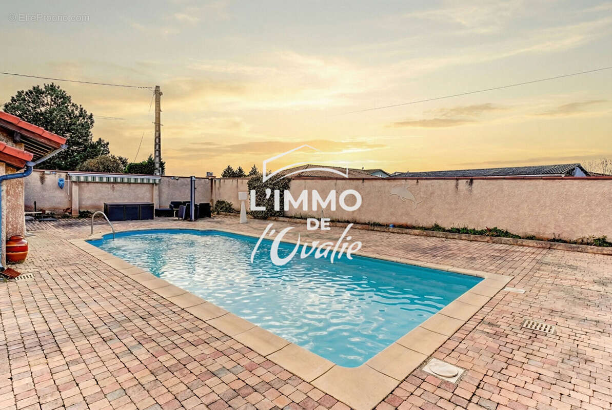 Maison à BRUGUIERES