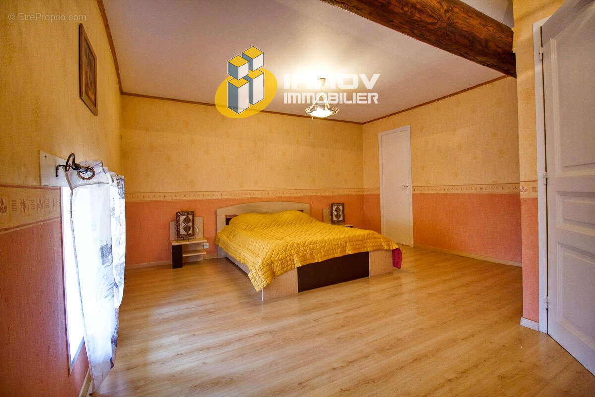 Maison à SAINT-LOUP-DE-VARENNES