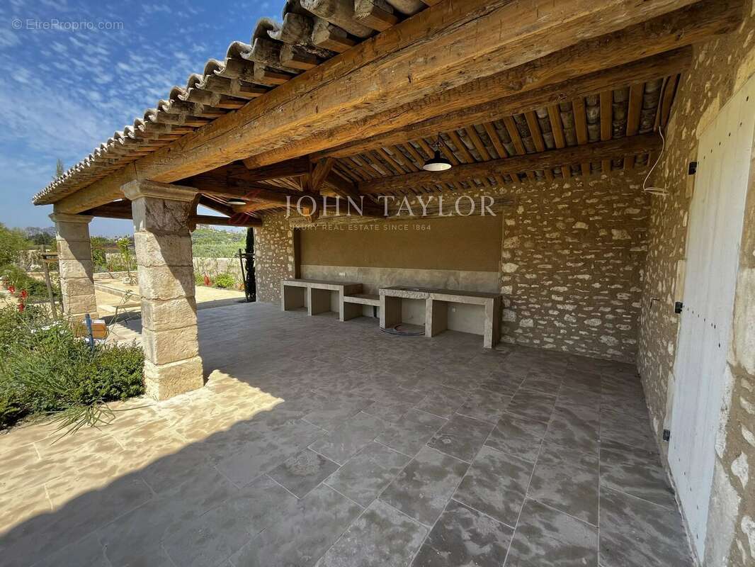 Mas a vendre - eygalières - photo 8