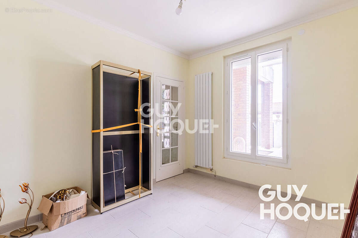 Maison à JUVISY-SUR-ORGE