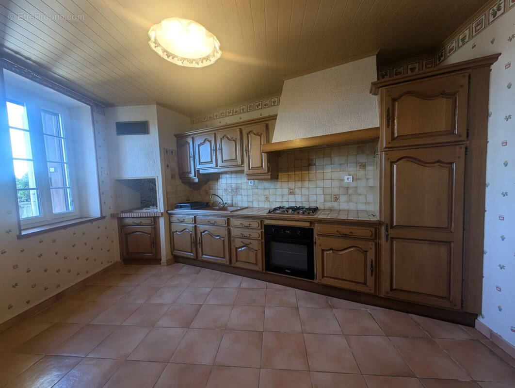 Maison à LEZIGNAN-CORBIERES