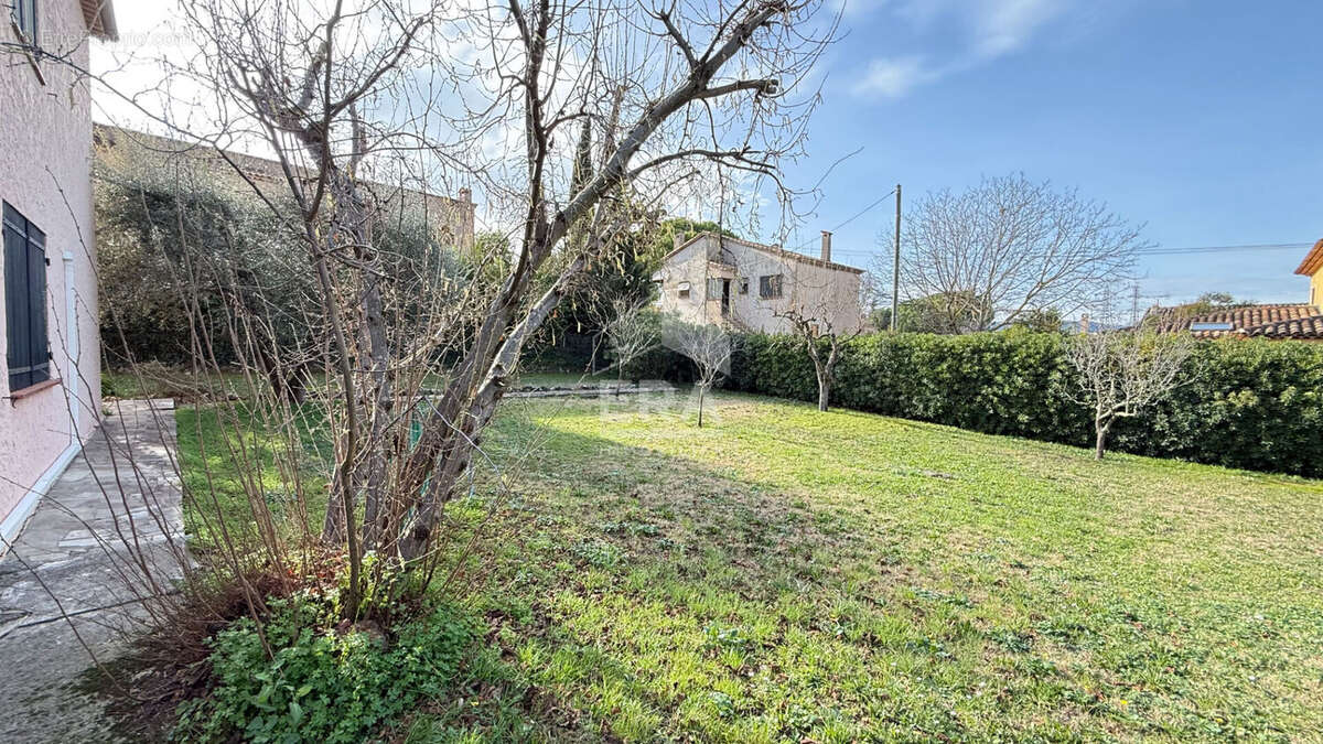 Maison à MOUGINS