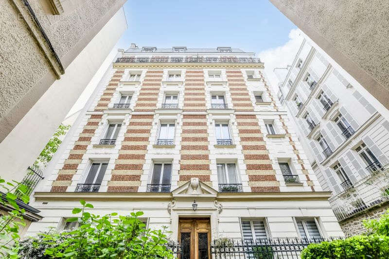 3 pièces en duplex avec balcon - Rue de la Pompe - Calme et lumineux - photo 12