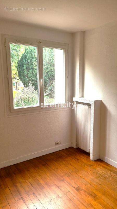 Appartement à CHATILLON