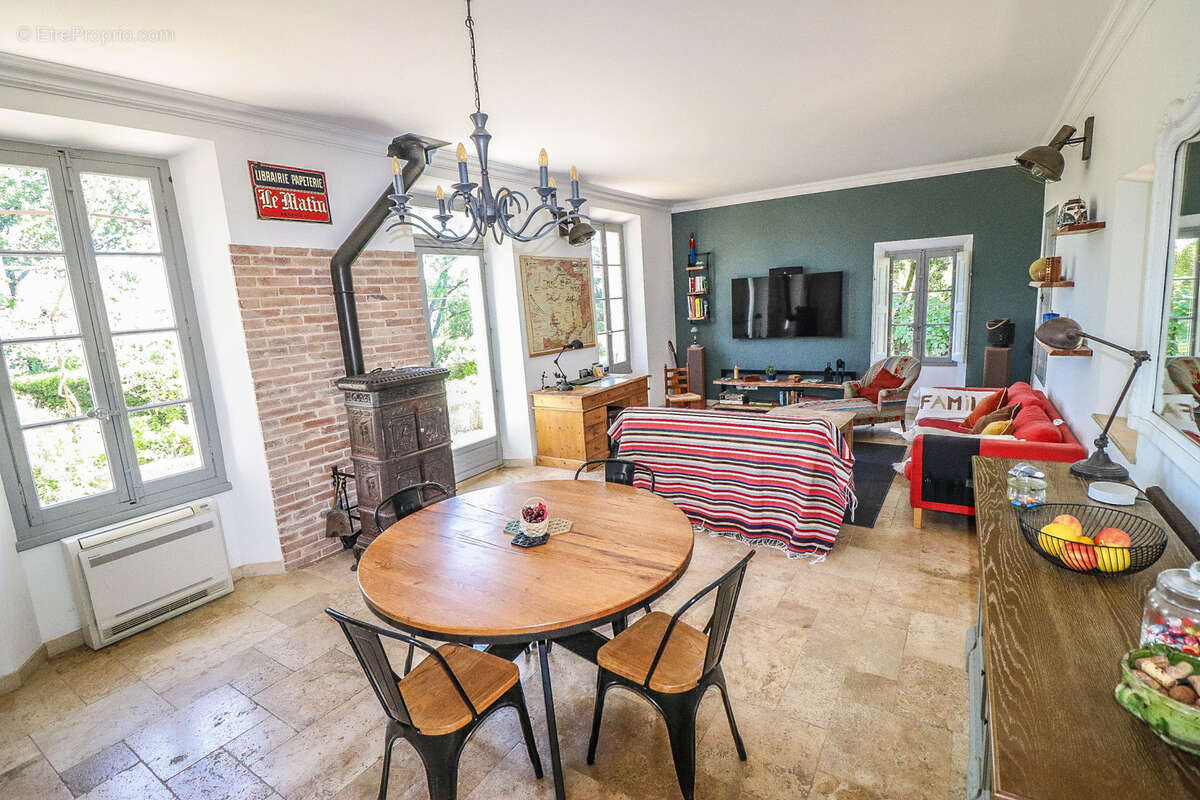 Maison à DRAGUIGNAN