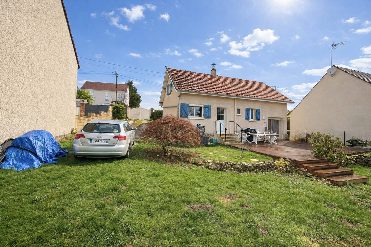 Maison à REBAIS