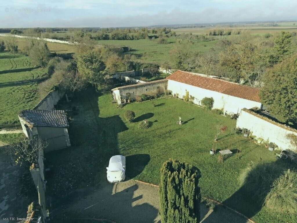 Magnifique Maison de Village 8 Minutes d'Aigre - photo 50