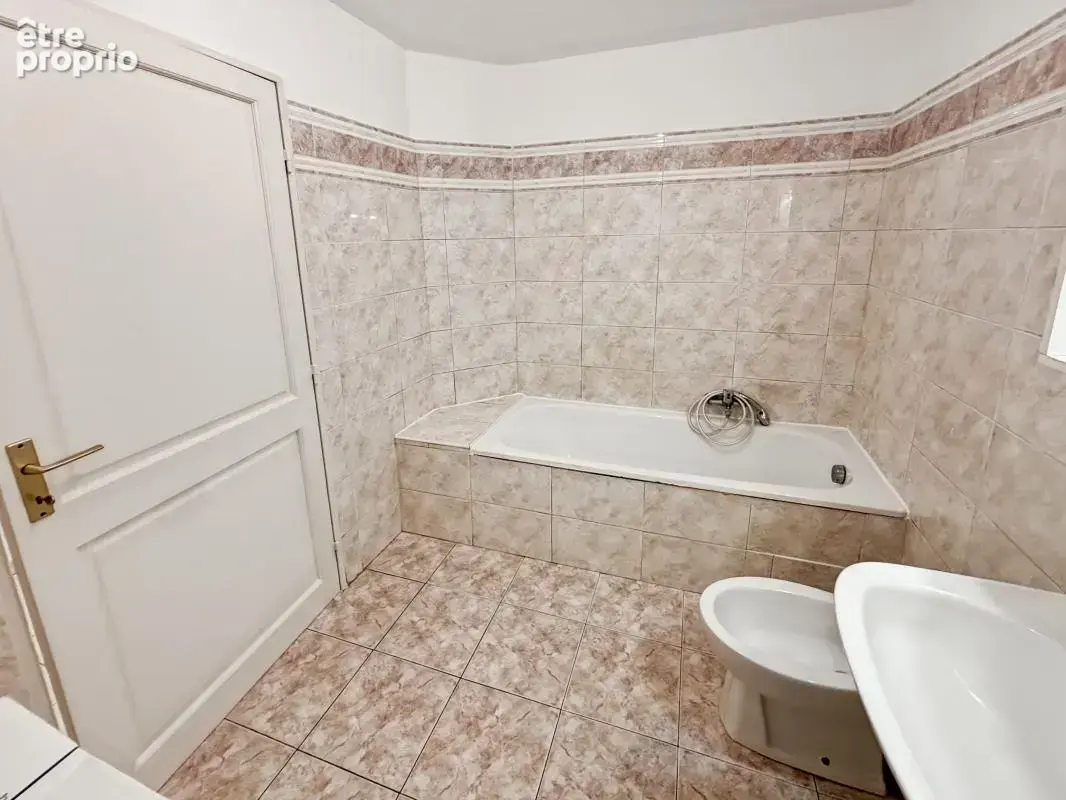 NICE LE PORT Studio 33m² balcon garage en sus - photo 5
