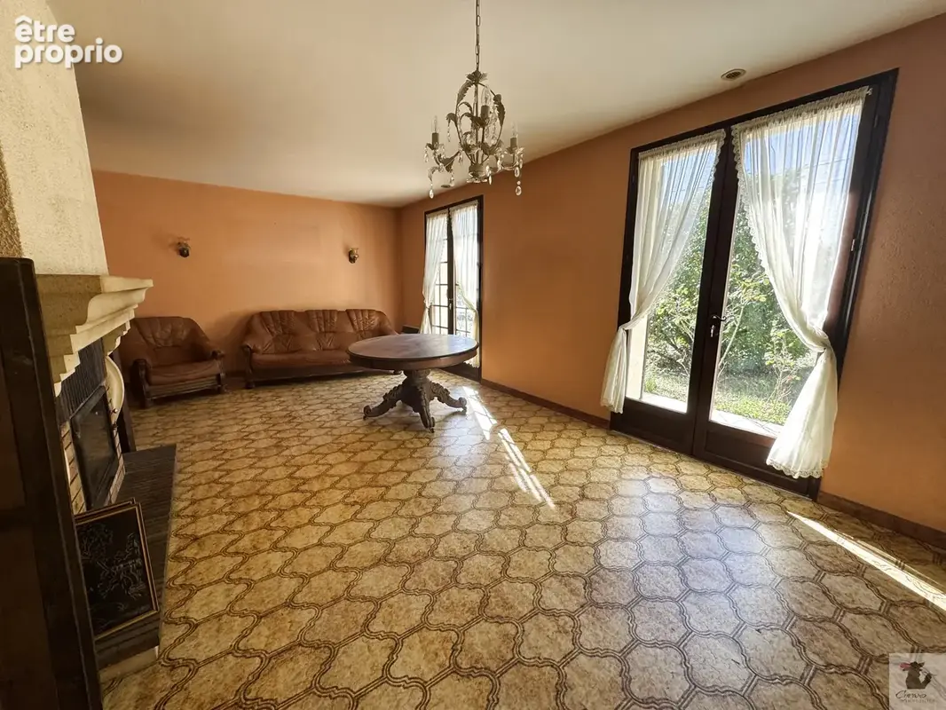 Plain pied à RENOVER, 96 m2 hab, terrain 1027 m2 - photo 2