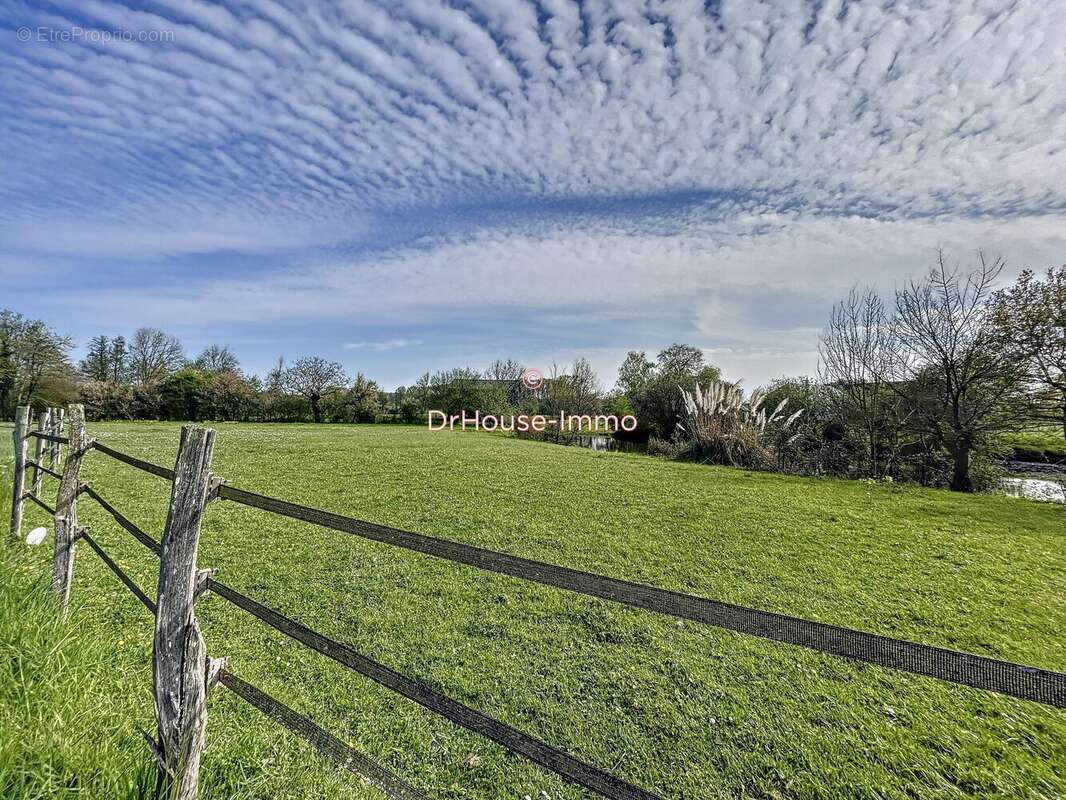 Maison à CHATEAU-LA-VALLIERE