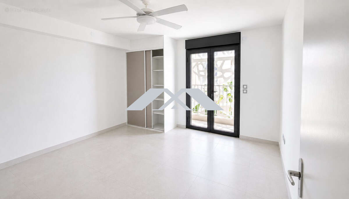 Appartement à SAINT-DENIS