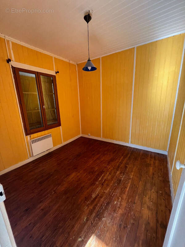 Maison à CHEPTAINVILLE