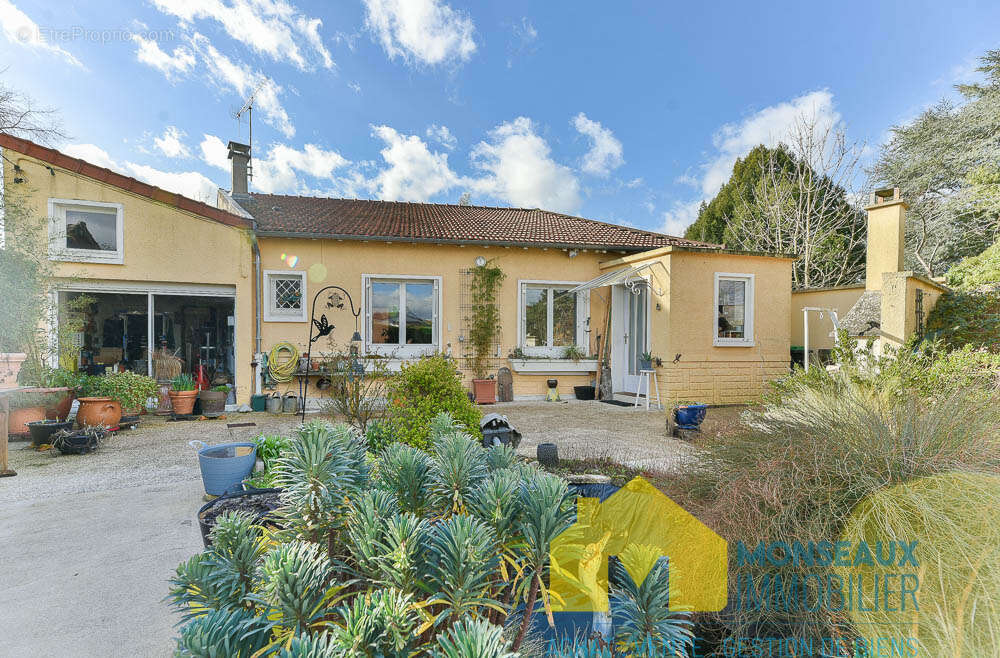 Maison à VILLEMOISSON-SUR-ORGE