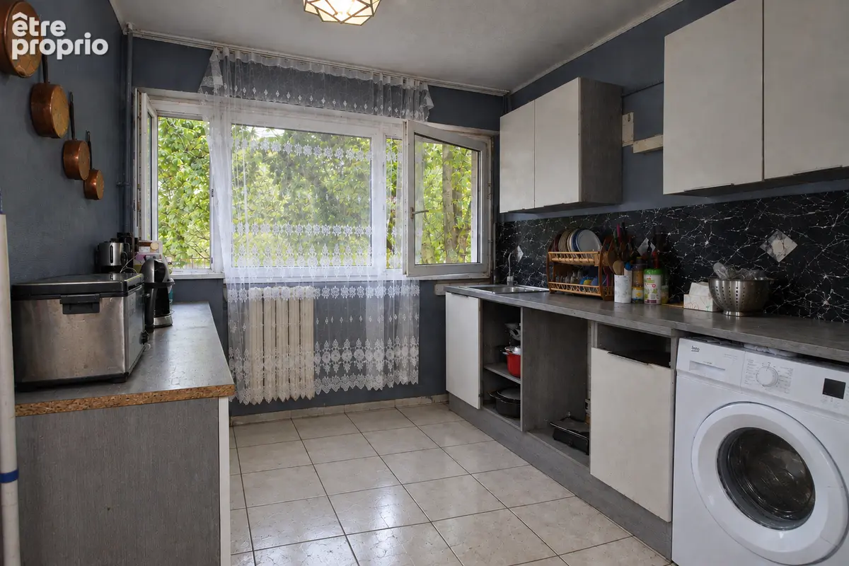 Appartement T4 lumineux de 79 m² avec 2 balcons - déal investisseur - Proche Faculté de Médecine - photo 4