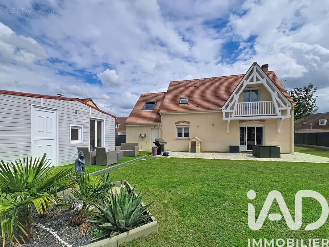 Photo 1 - Maison à JABLINES
