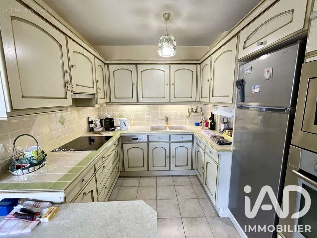 Appartement 78 m² à Ales  - photo 4