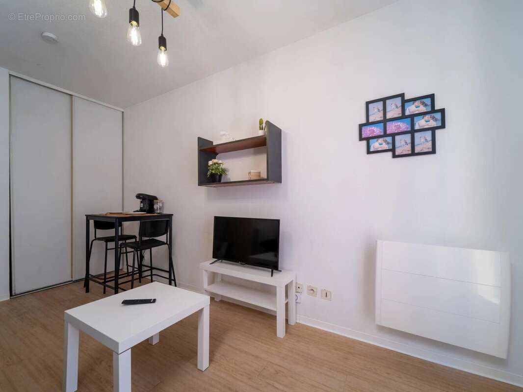Appartement à MARSEILLE-3E