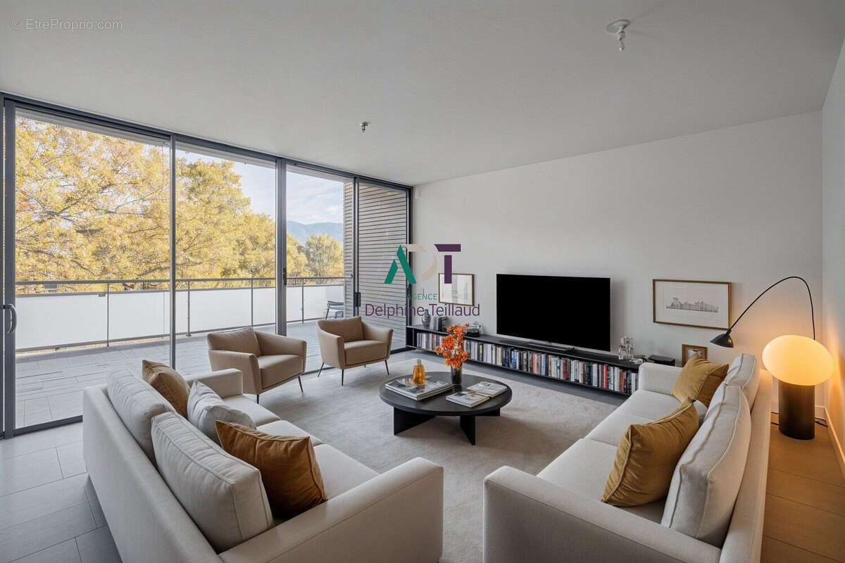 Appartement à MEYLAN