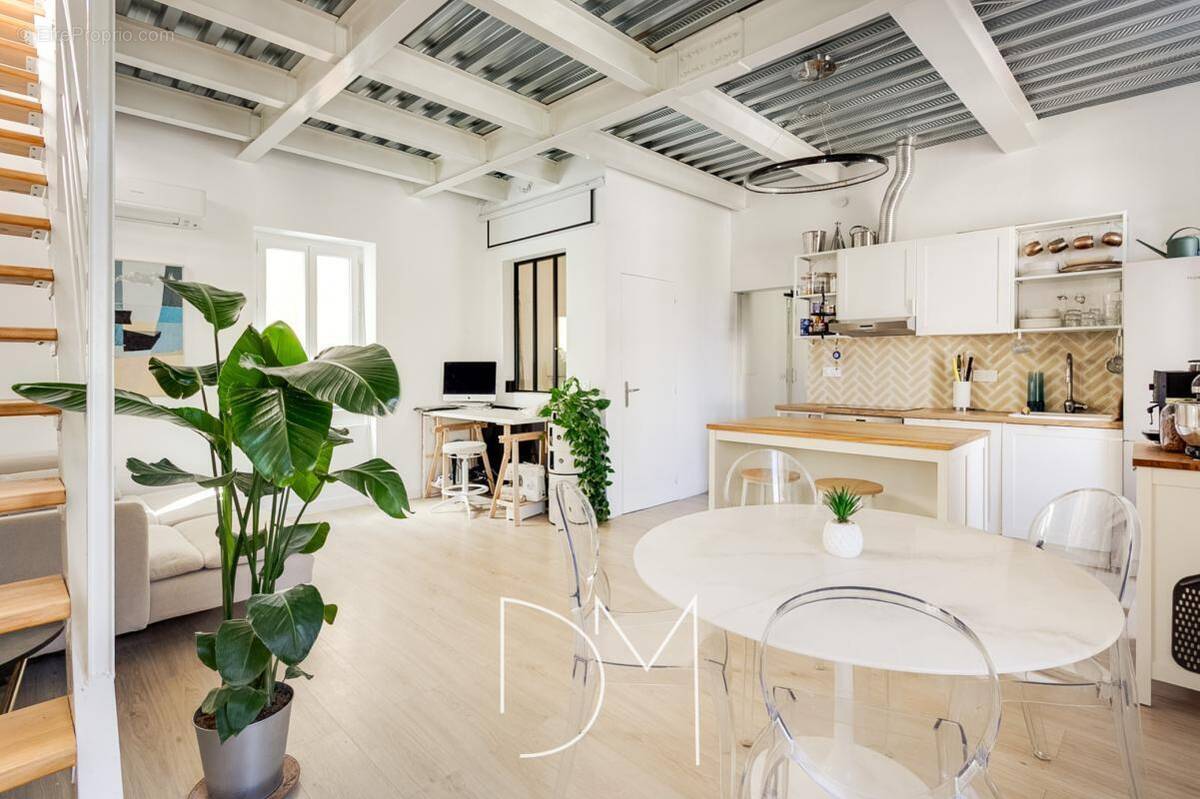 Appartement à MARSEILLE-8E