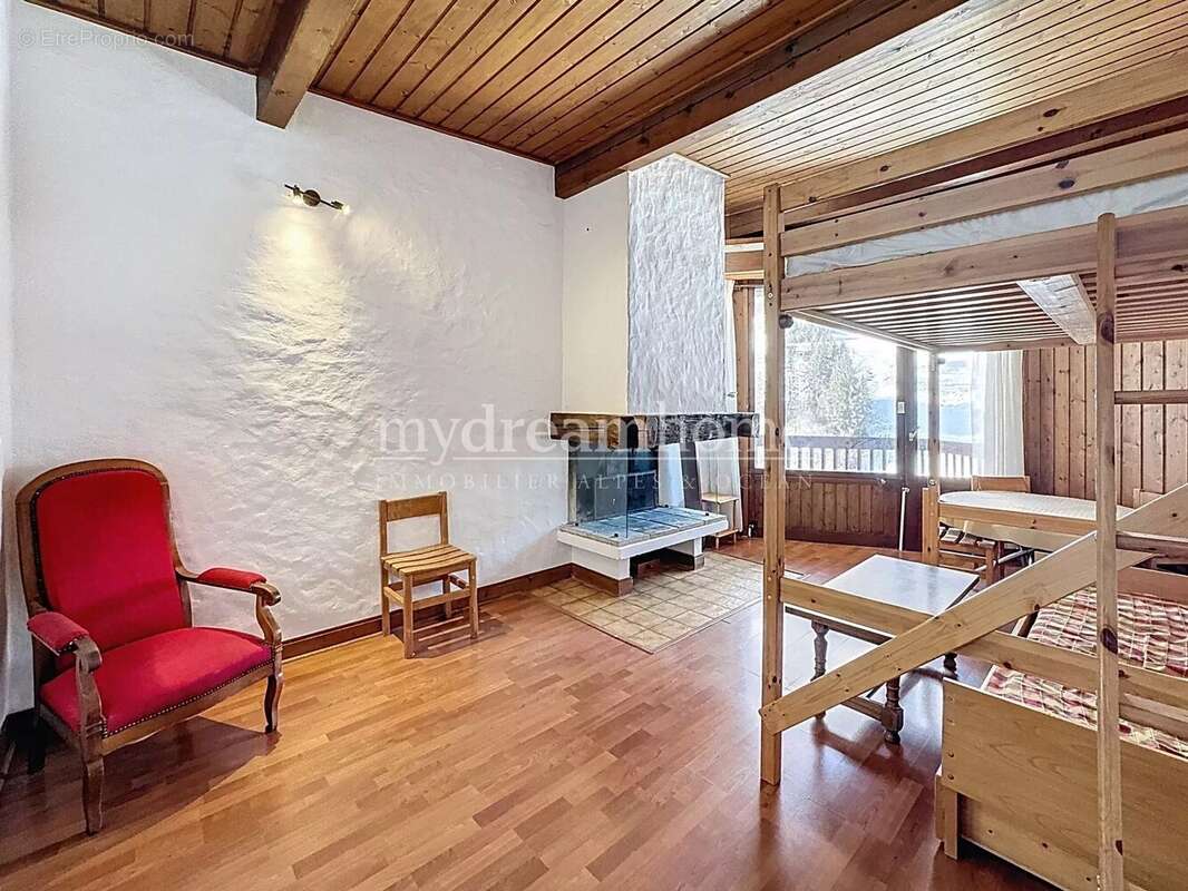 Appartement à FLUMET