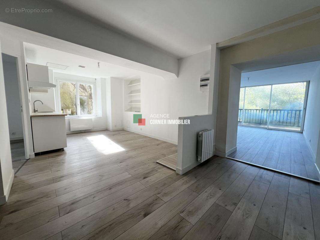 Appartement à NOYAL-SUR-VILAINE