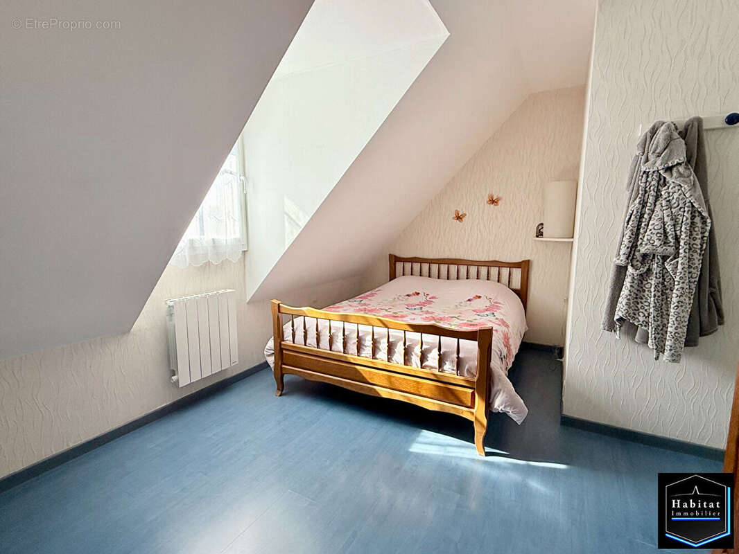 Maison à LE PLESSIS-BELLEVILLE