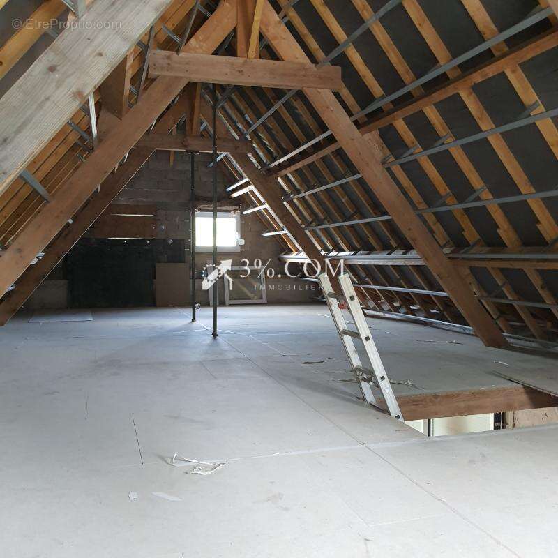 Maison à BUYSSCHEURE