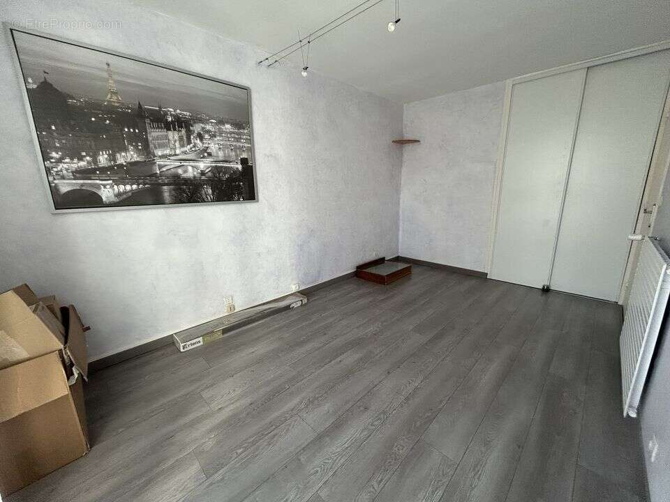 t4 - palama - terrasse - place - vue - calme - bus - Appartement à MARSEILLE-13E