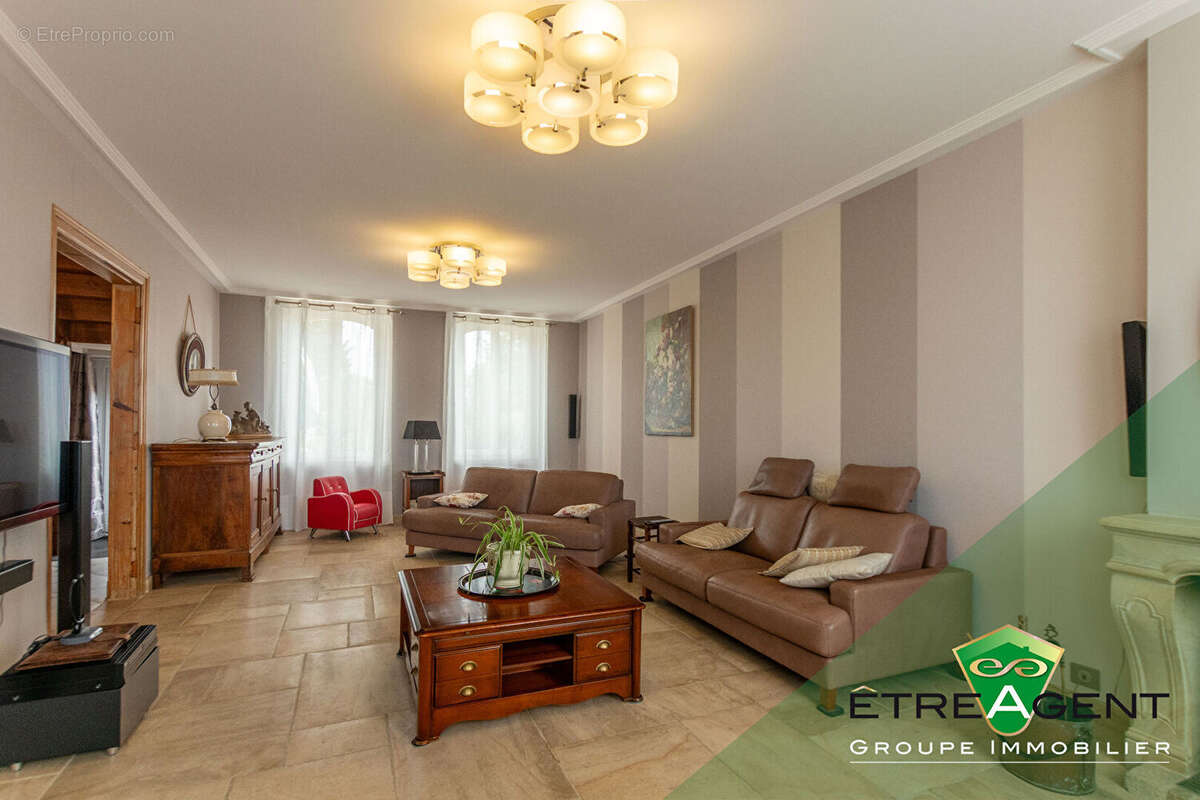 Maison LA NEUVE LYRE - 170 m² - 3 chambres - photo 8