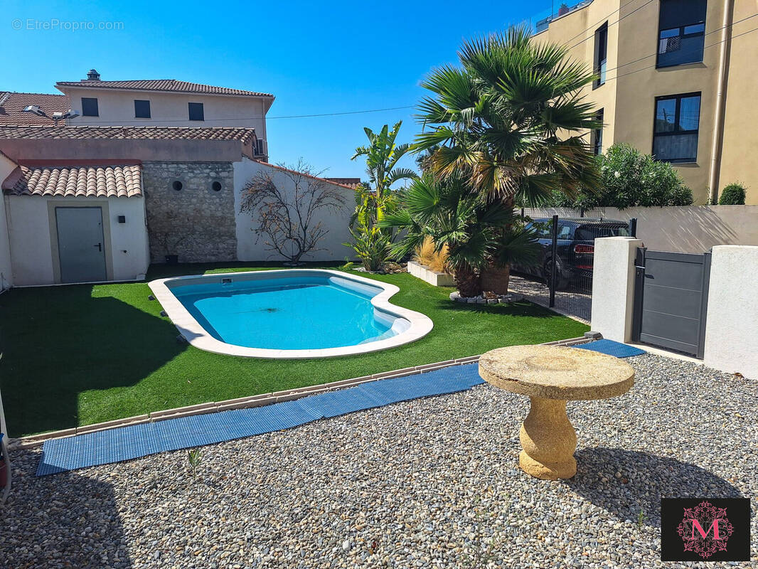 Appartement à SAUSSET-LES-PINS