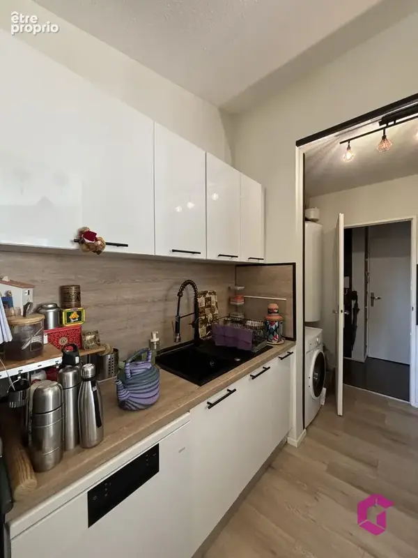 À vendre   bel appartement de 85 m2 avec terrasse de 35 m2, vue dégagée et garage - photo 7