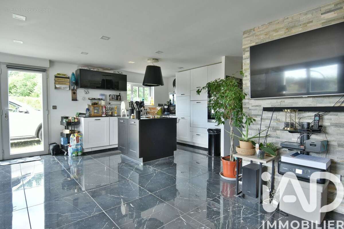 Maison 99 m² à Clarbec  - photo 2