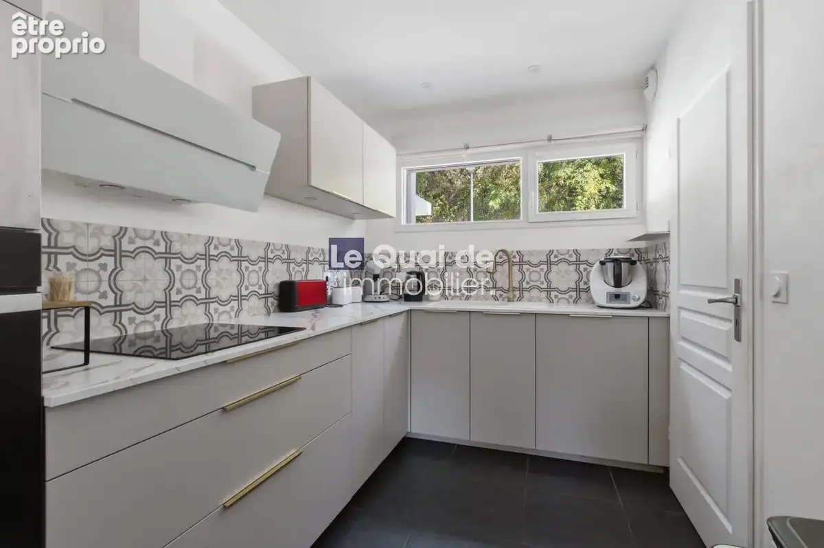 Maison 88 m² à Saint-Georges-De-Commiers  - photo 6