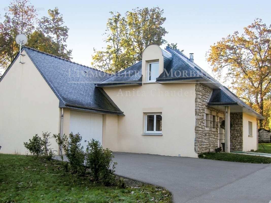 Maison à PLOEREN
