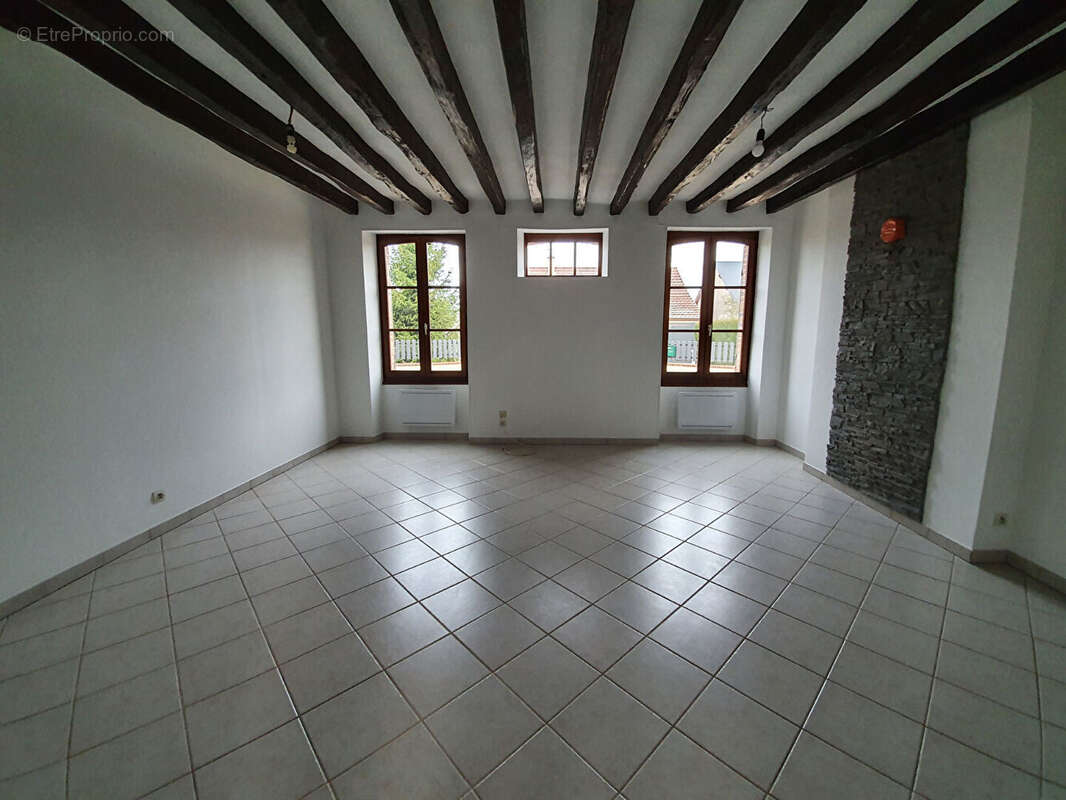 Maison à AUBIGNY-SUR-NERE
