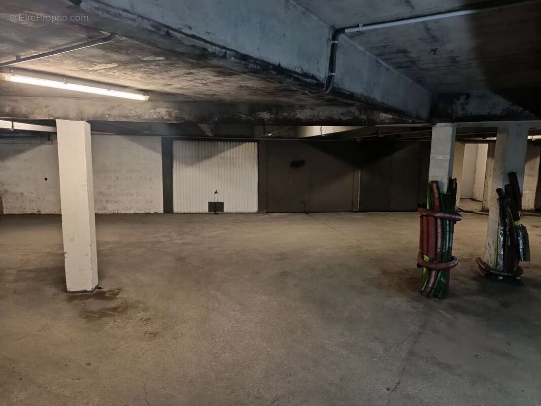 Parking à NICE