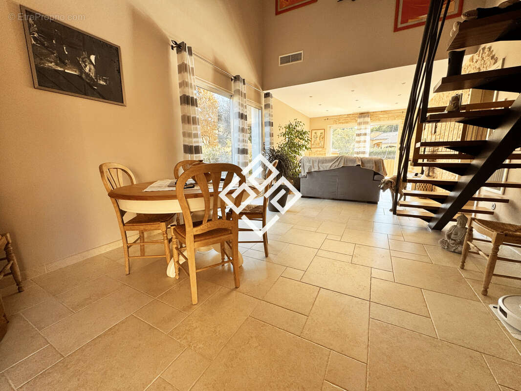 Villa contemporaine avec piscine à Narbonne - photo 6