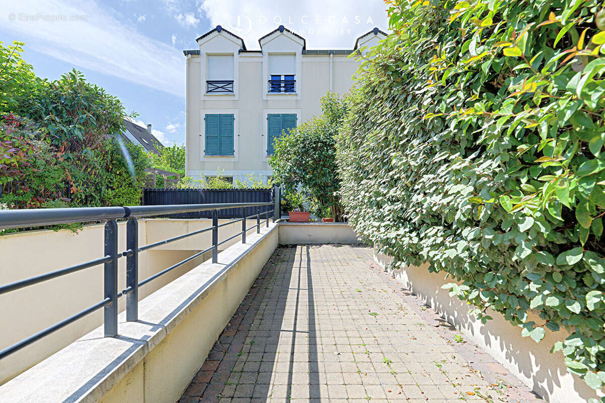 Appartement à BRY-SUR-MARNE