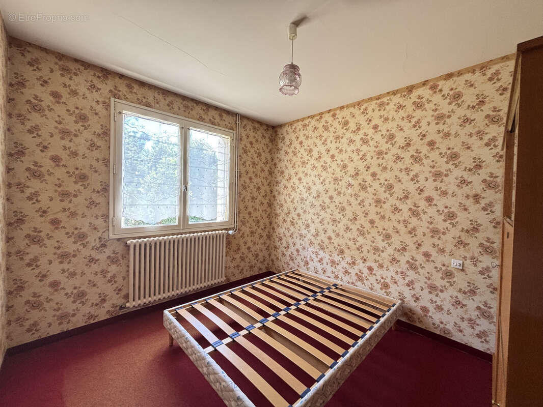 Maison à LA CHAPELLE-HERMIER